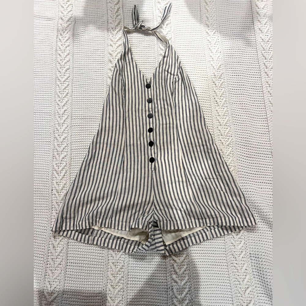 Back less dress